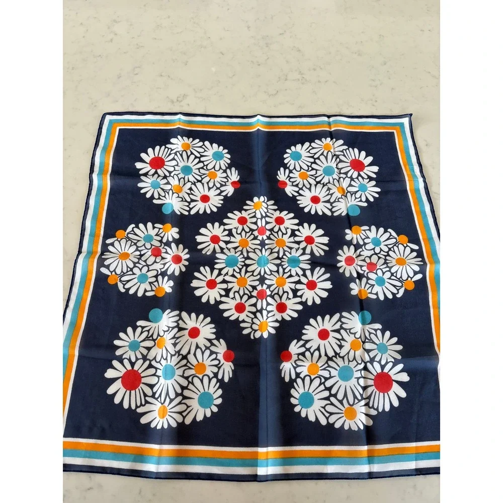 Vintage Made in Italy Navy Blue Daisy Floral Square Scarf Retro Mod 26.5in
